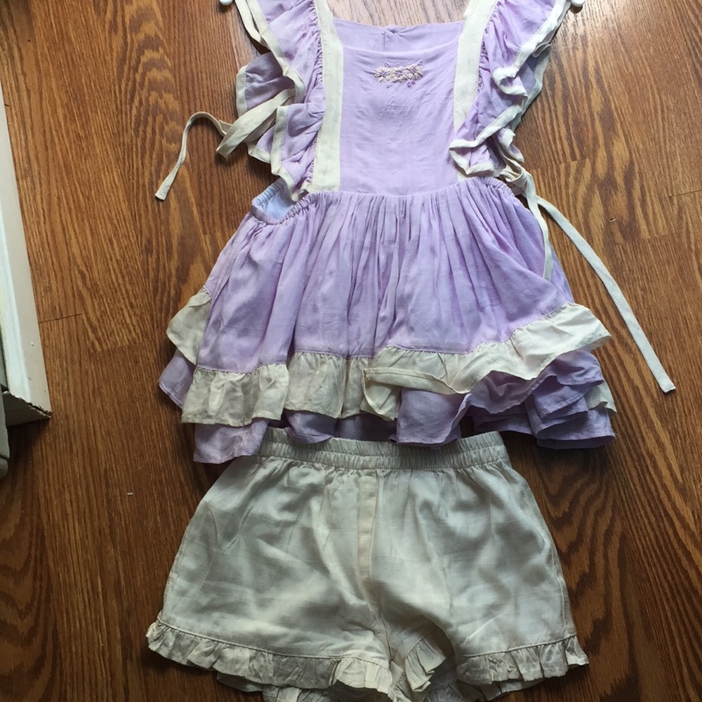 Well dressed wolf 2 piece size 5